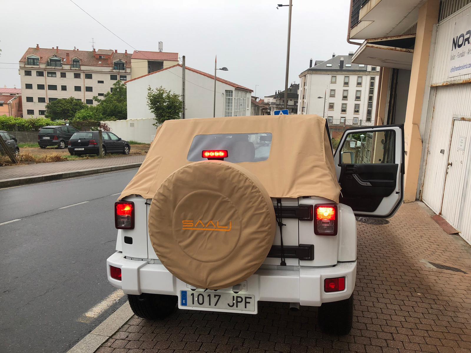 Lona coche descapotable - Imagen 5