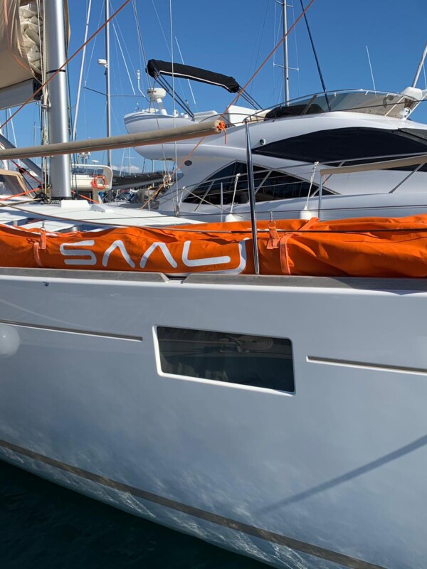 Bolsa cubierta o pantalán personalizada a medida